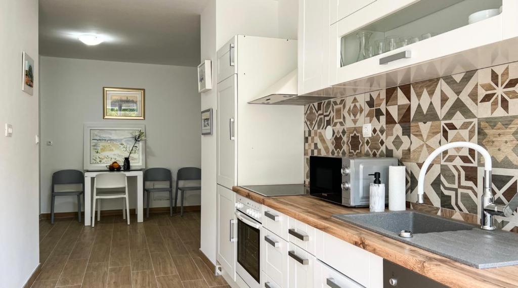 Ladovina Appartement Split Buitenkant foto